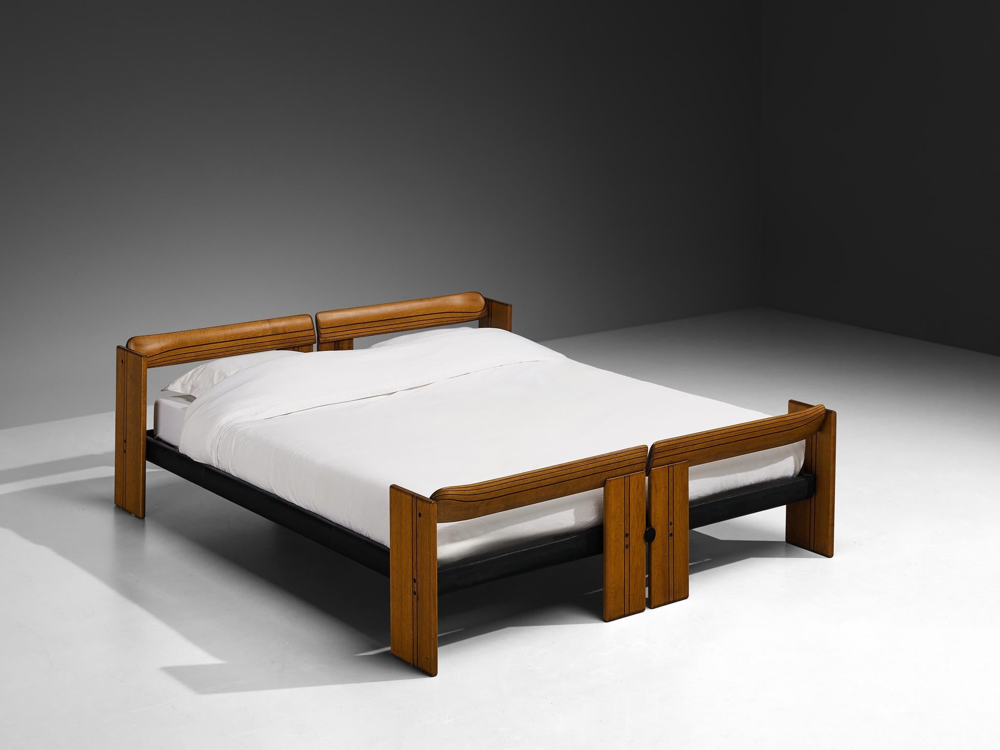 Afra & Tobia Scarpa for Maxalto 'Artona' Double Bed in Walnut