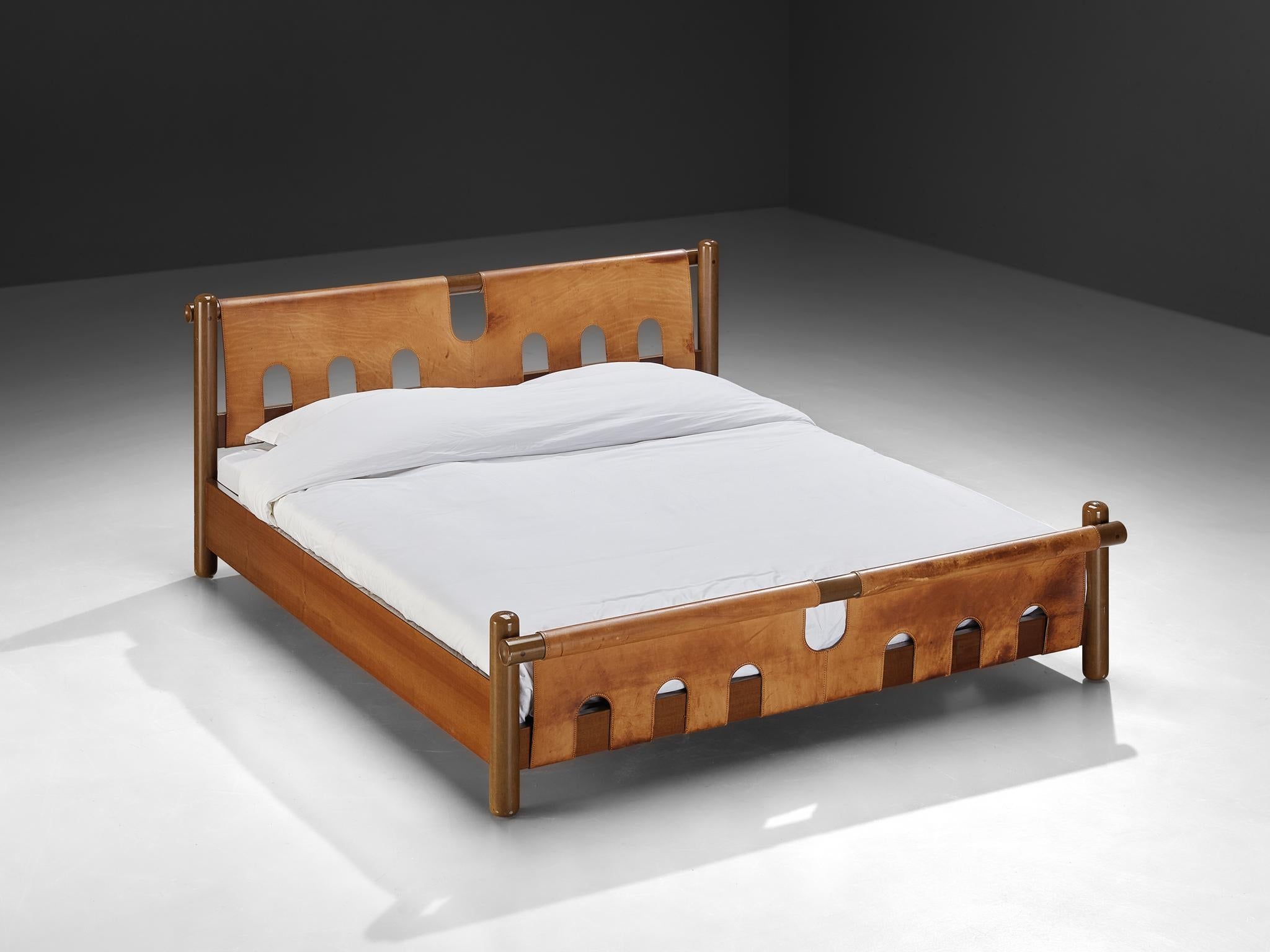 Ilmari Tapiovaara for La Permanente Mobili Cantù Double Bed Walnut Leather