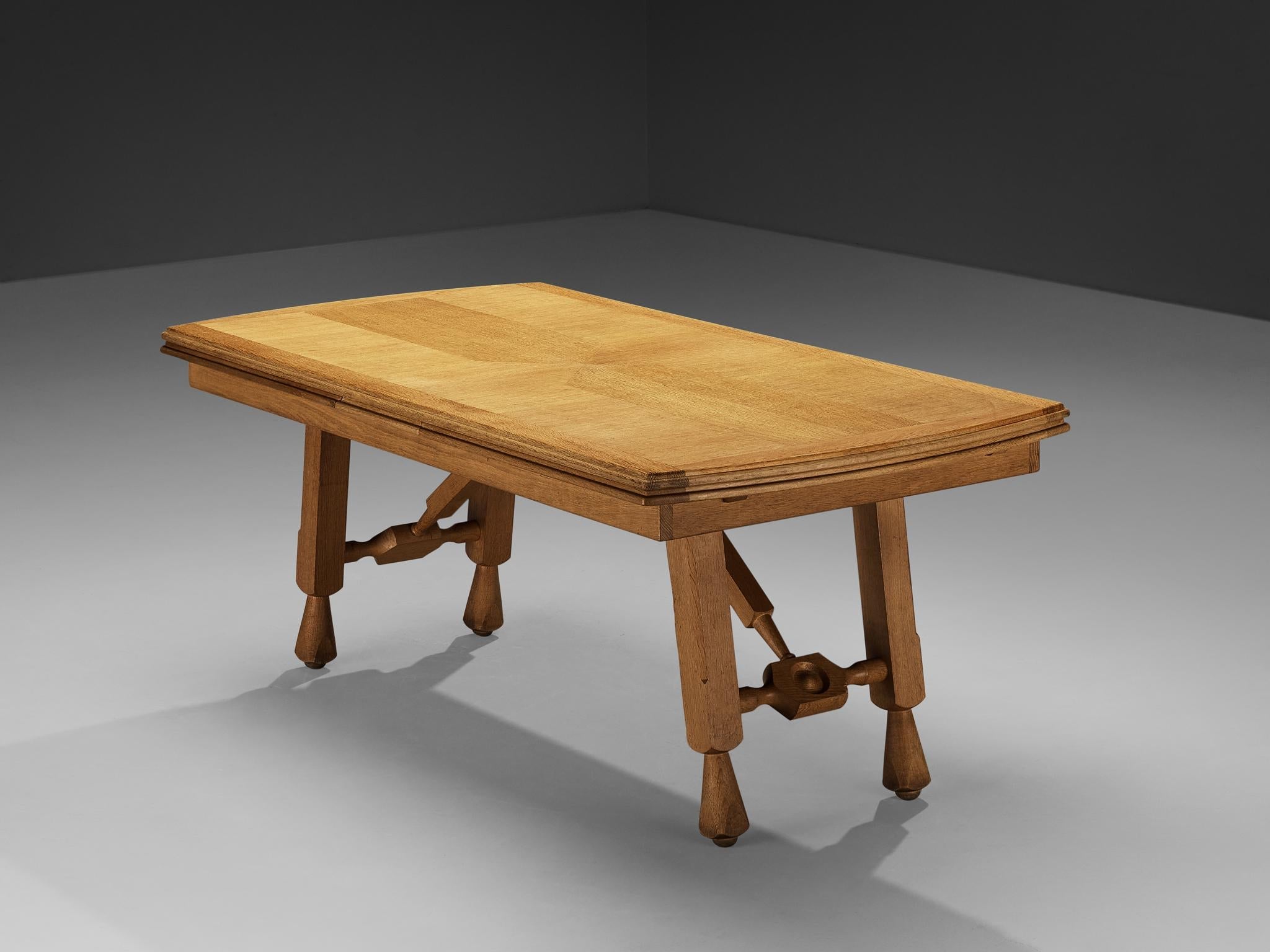 Guillerme & Chambron 'Pétrouille' Extendable Dining Table in Solid Oak