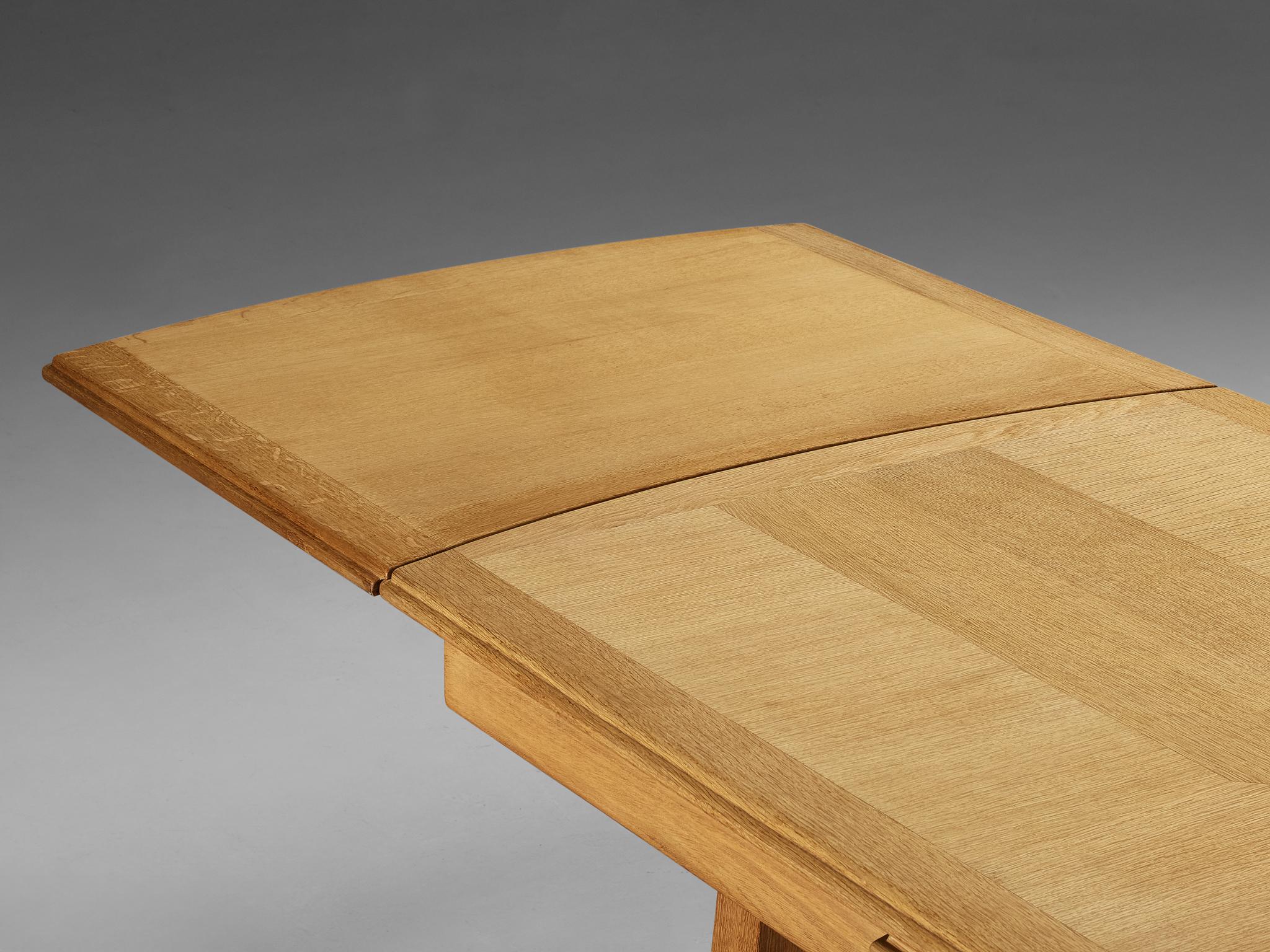 Guillerme & Chambron 'Pétrouille' Extendable Dining Table in Solid Oak