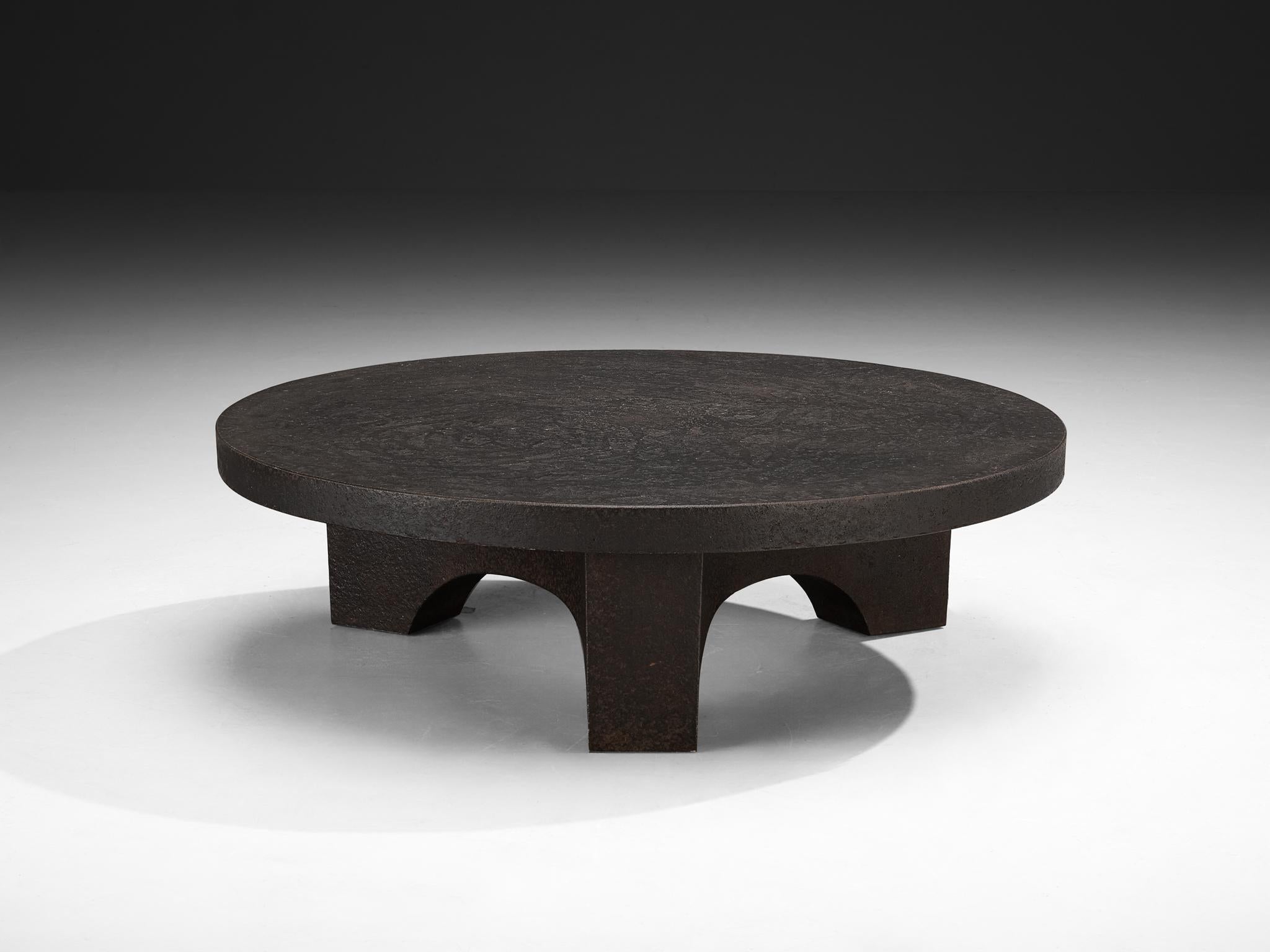 Brutalist Round Coffee Table in Stone Look