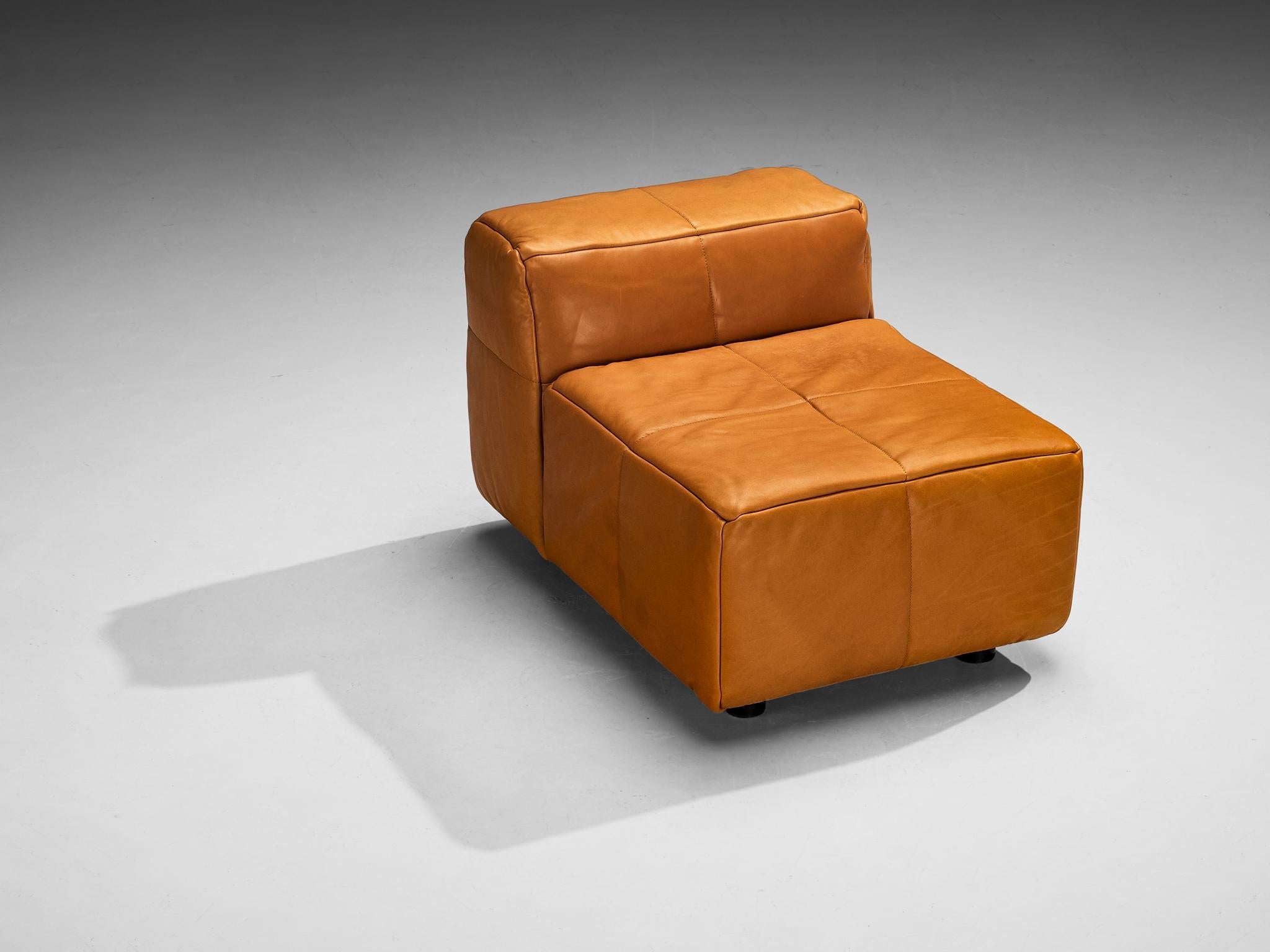 Hans Hopfer for Wiener Werkstätte Castell Lounge Chair in Cognac Leather