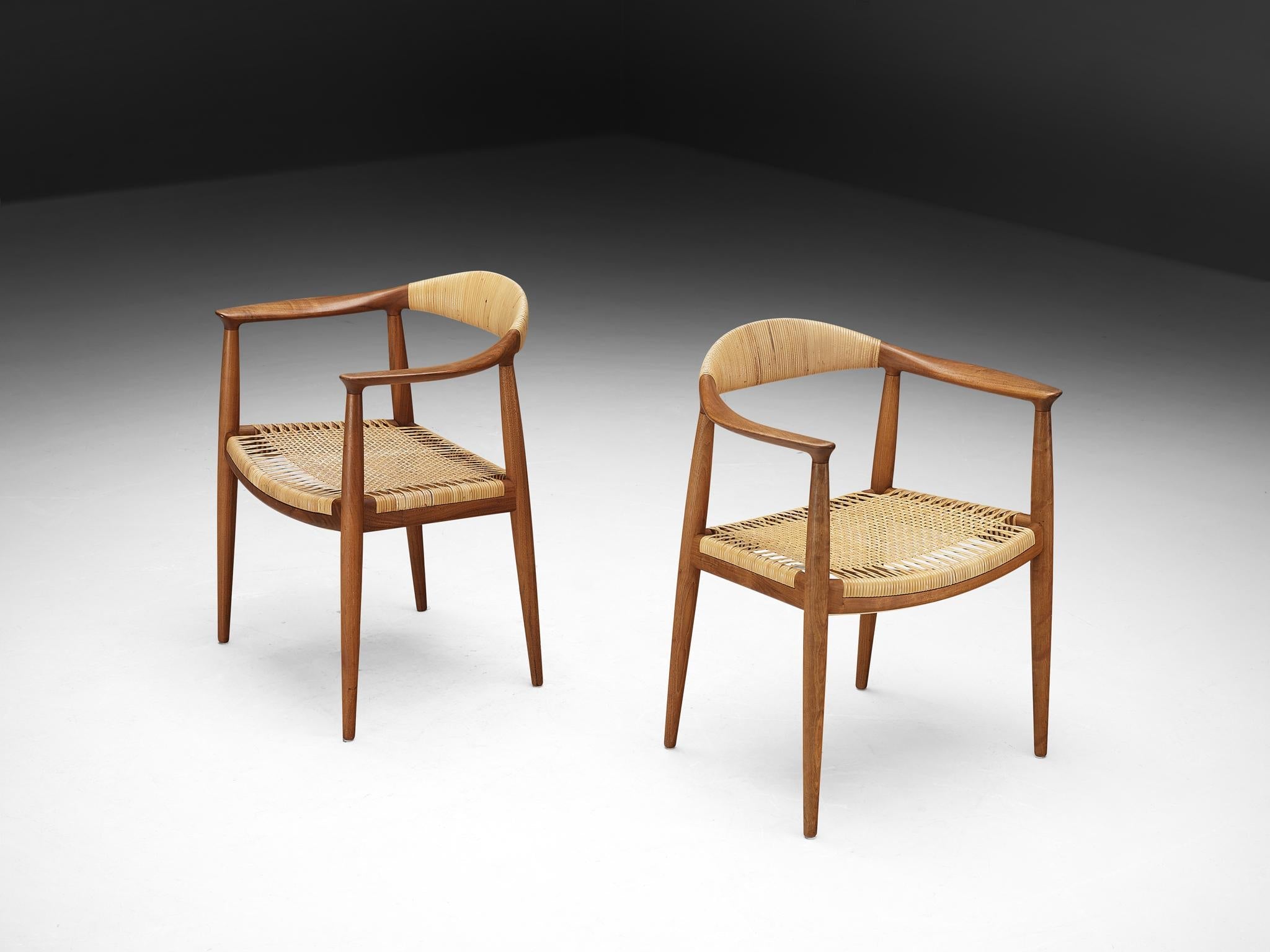 Hans J. Wegner  'The Chair/Round Chair' Dining Chairs in Teak and Cane