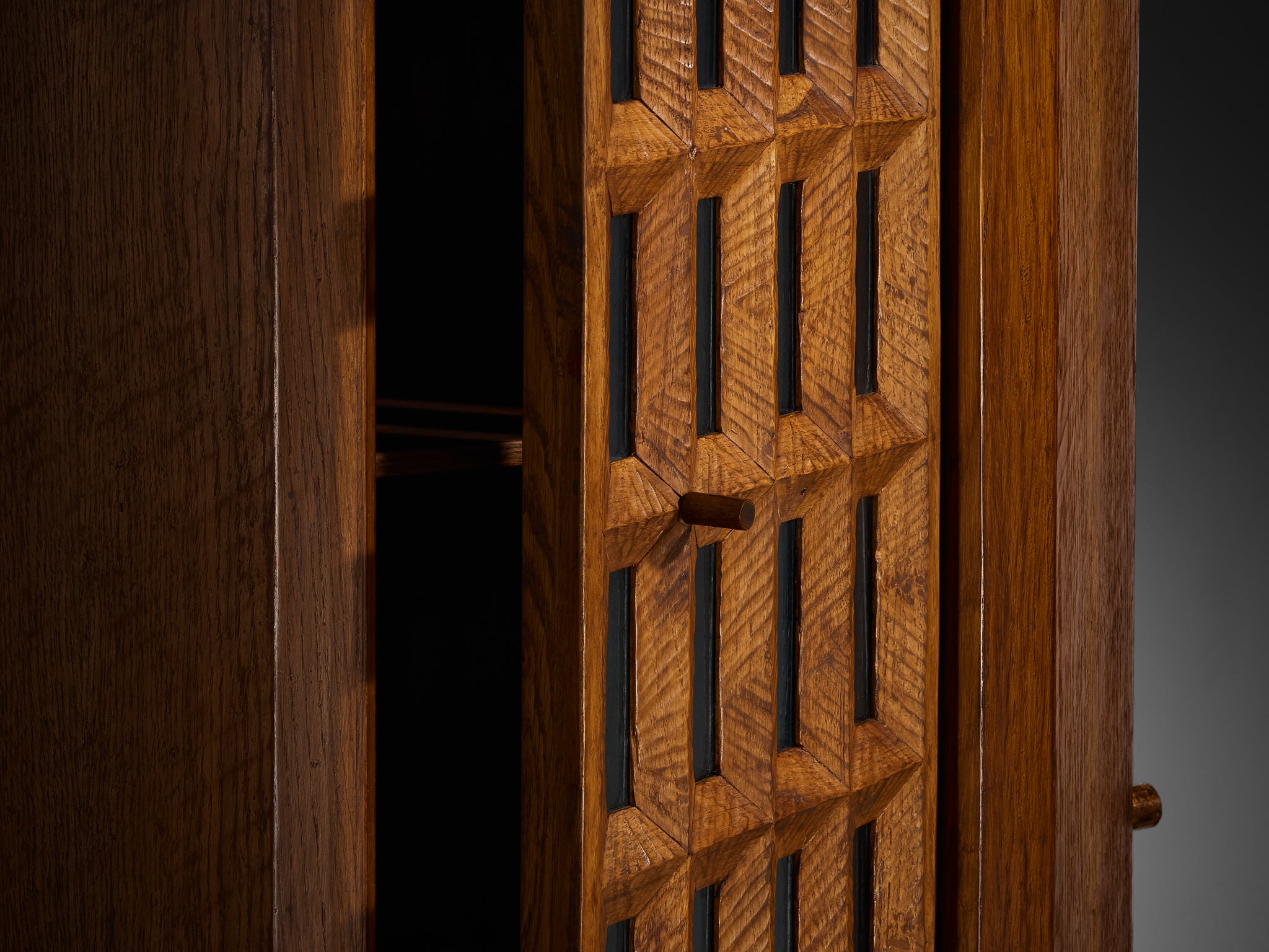 Giuseppe Rivadossi for Officina Rivadossi Hanging Cabinet in Oak and Glass