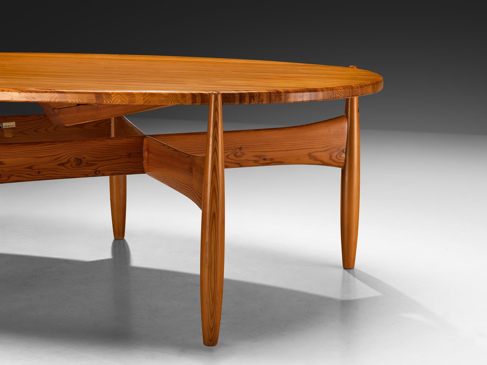 Rare Sergio Rodrigues for ISA Bergamo 'Sheriff' Dining Table in Solid Pine