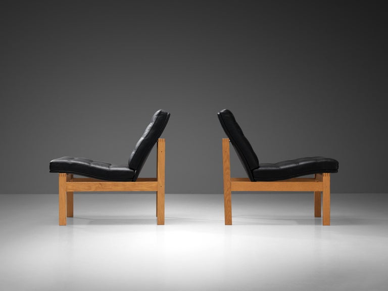 Torben Lind & Ole Gjerløv-Knudsen Pair of Easy Chairs Oak and Leather