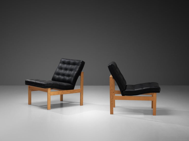 Torben Lind & Ole Gjerløv-Knudsen Pair of Easy Chairs Oak and Leather