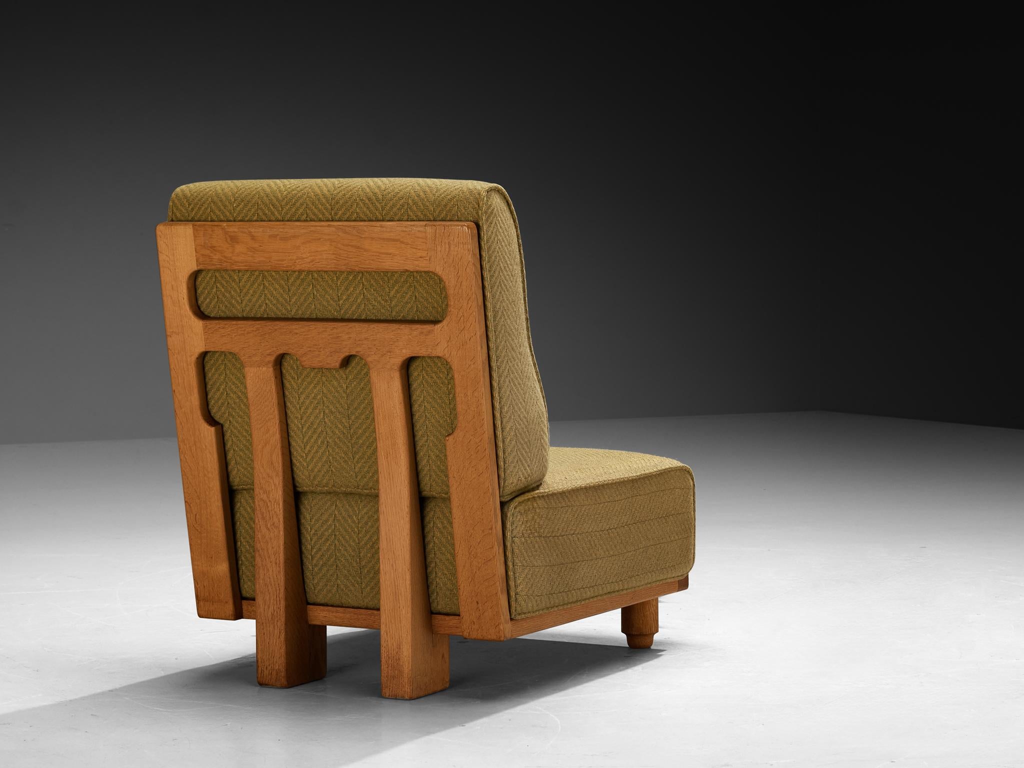 Guillerme & Chambron Lounge Chair 'Elmyre' in Green Fabric and Oak