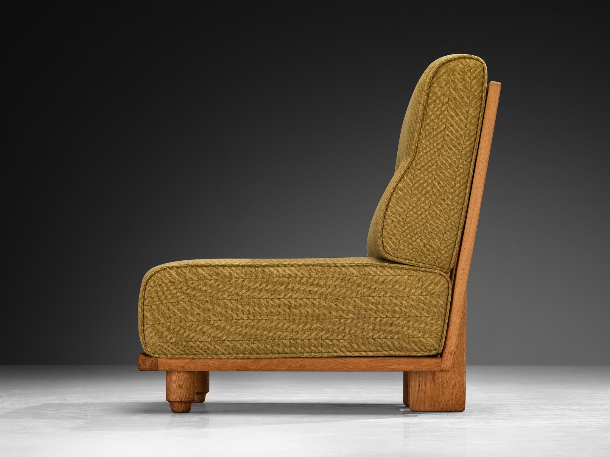 Guillerme & Chambron Lounge Chair 'Elmyre' in Green Fabric and Oak