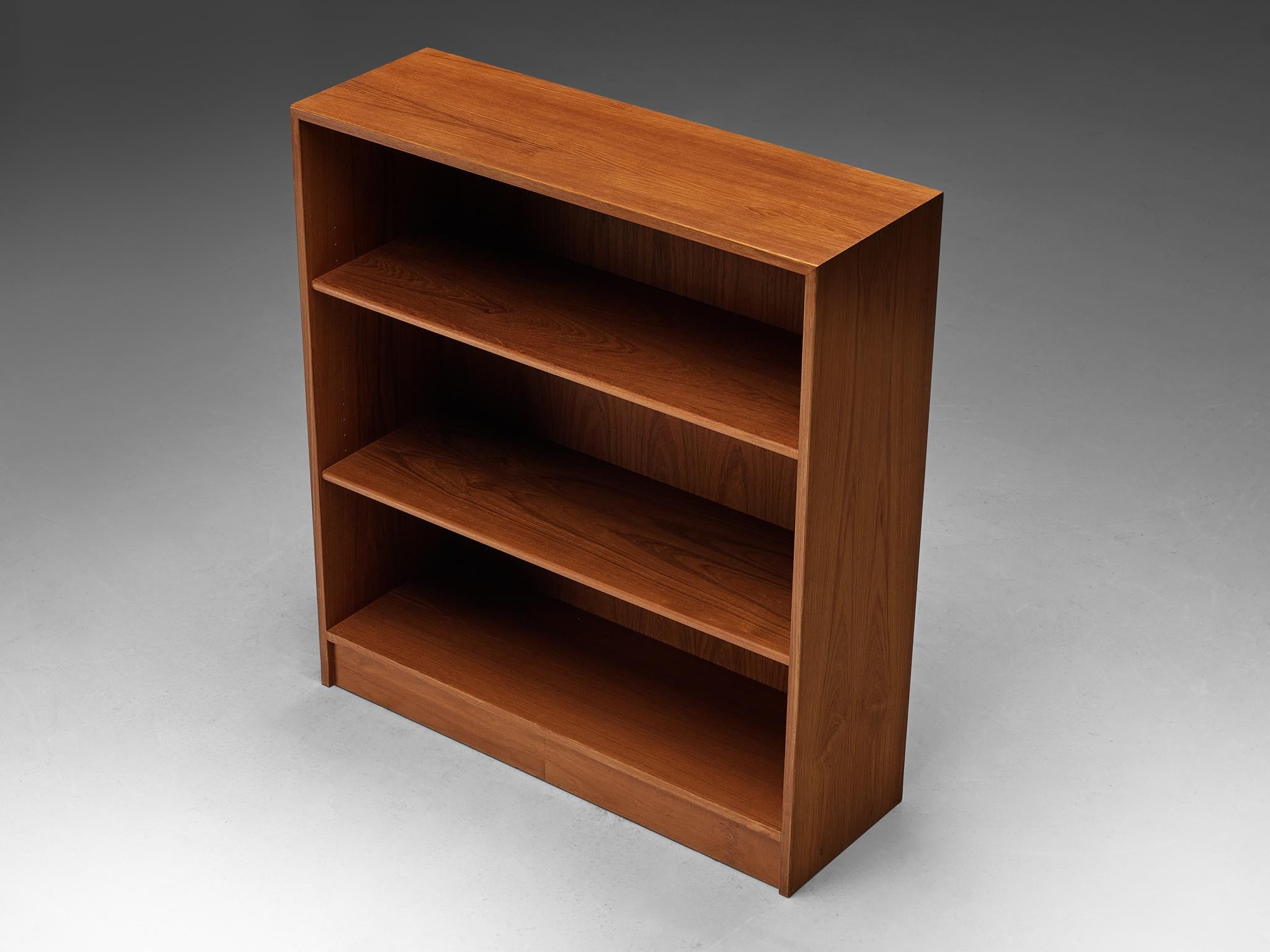 Hans Wegner for RY Møbler Open Cabinet with Shelves 'RY100' in Teak