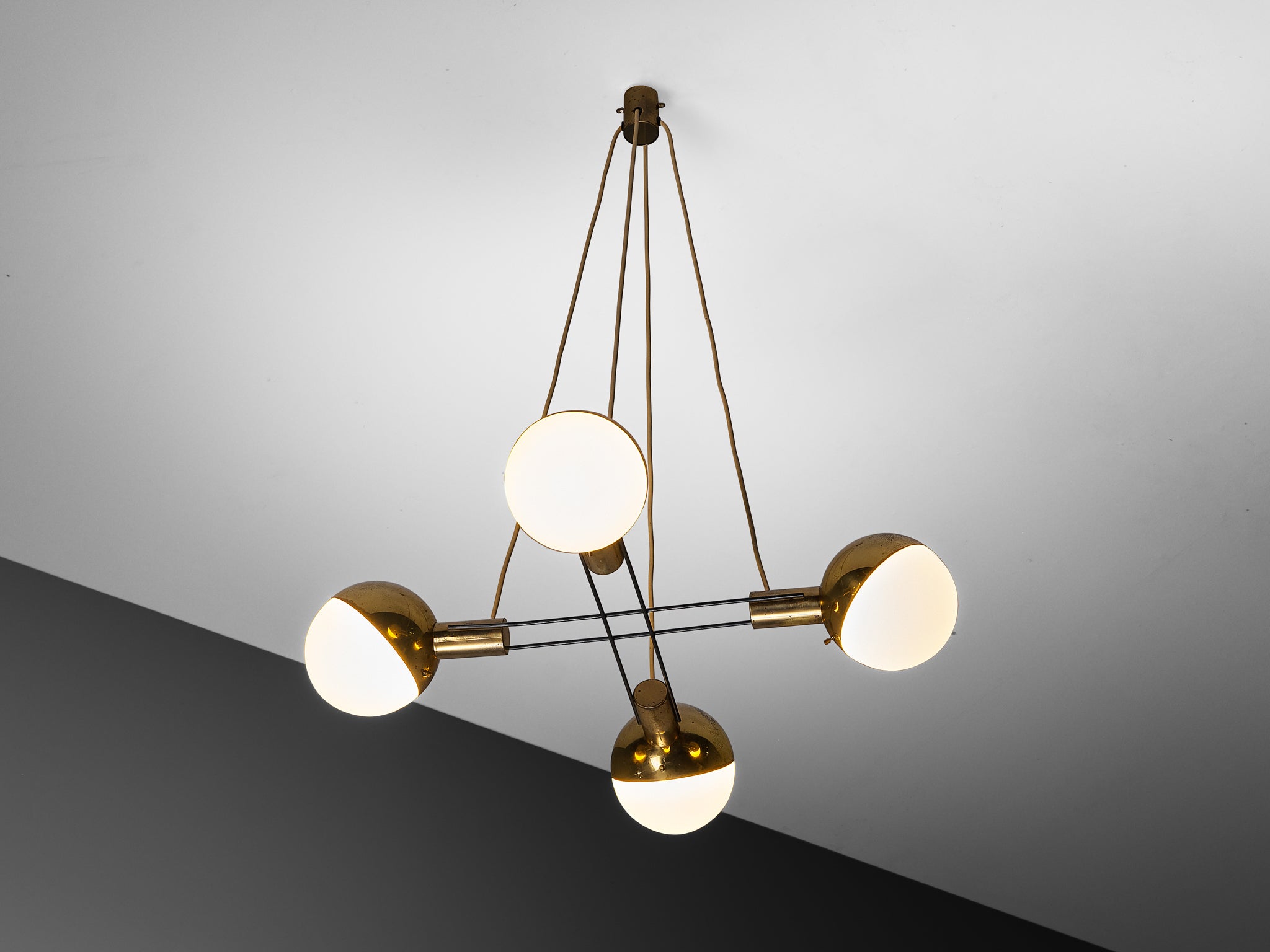 Stilnovo Mid-century Chandelier in Brass and Glass