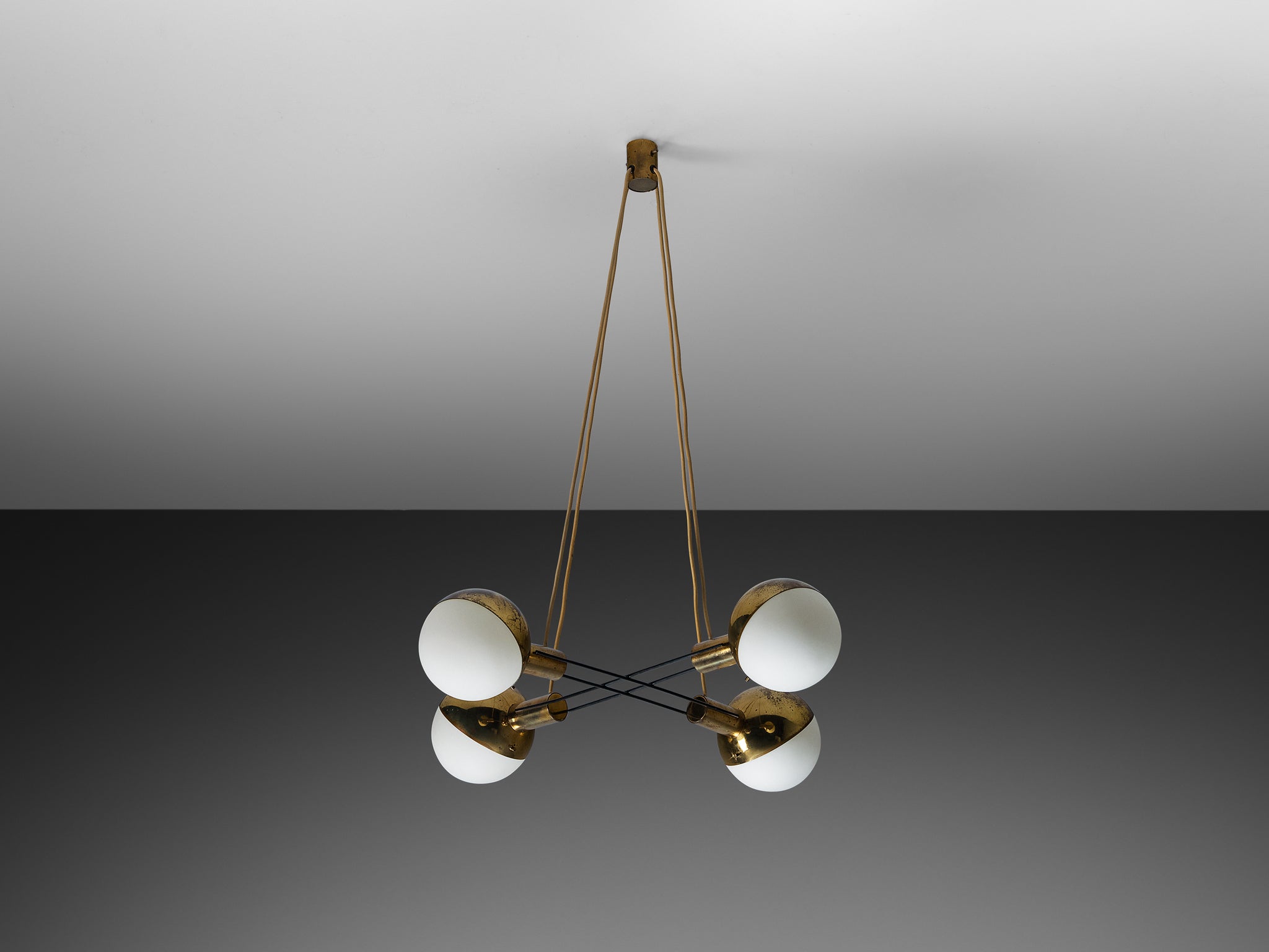 Stilnovo Mid-century Chandelier in Brass and Glass