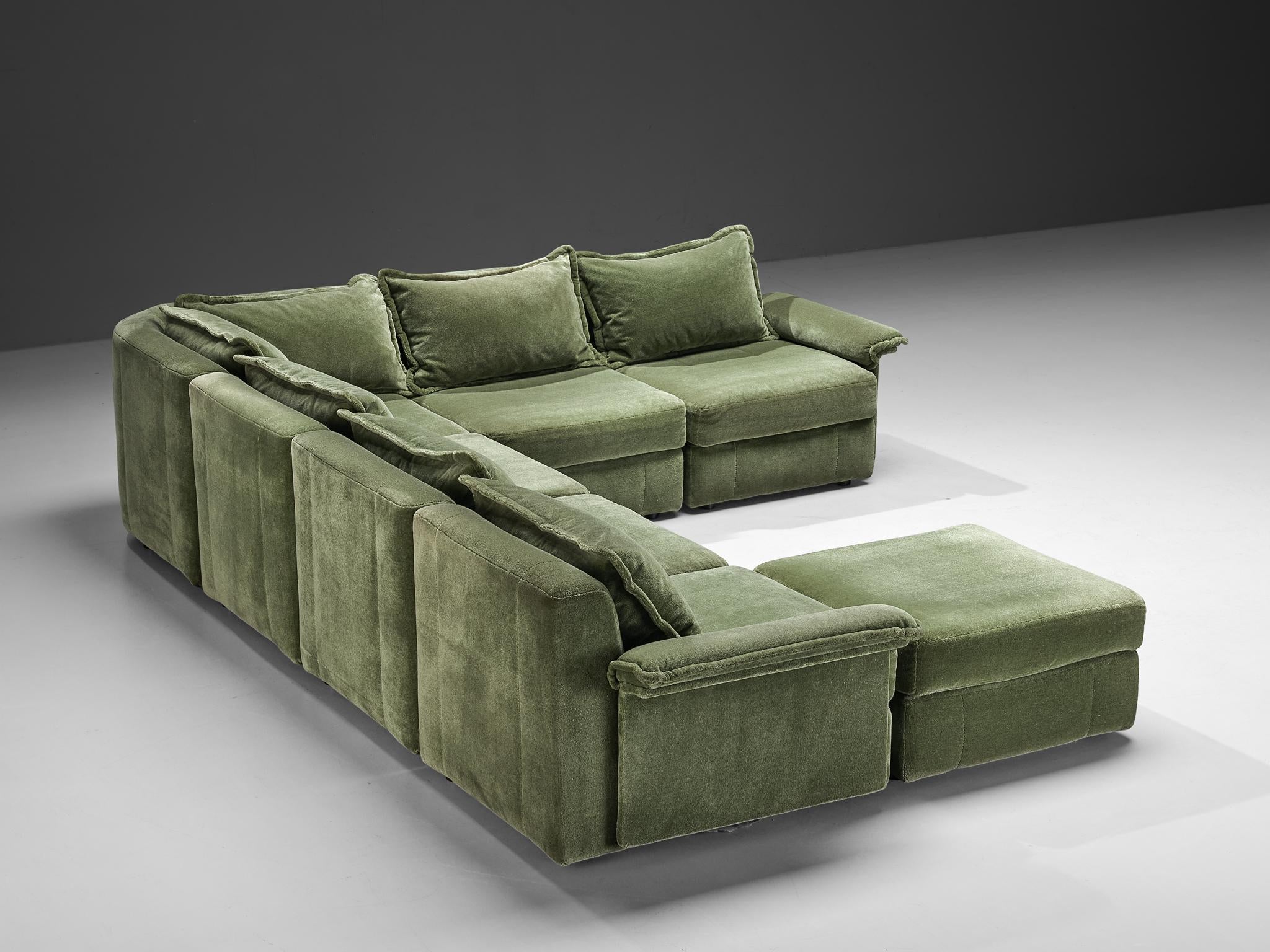 1970s Post-Modern Large Sectional Sofa in Green Velvet