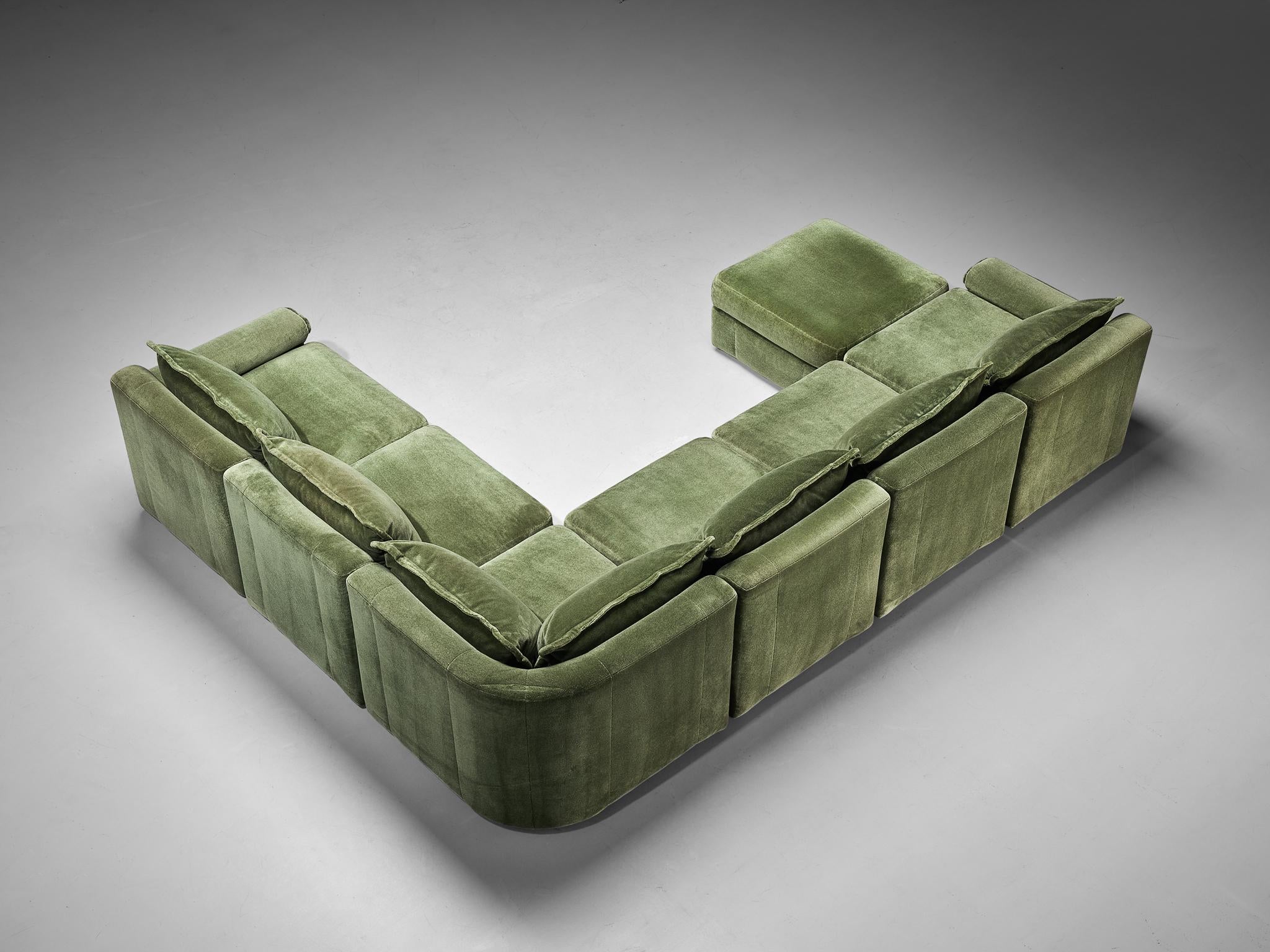 1970s Post-Modern Large Sectional Sofa in Green Velvet