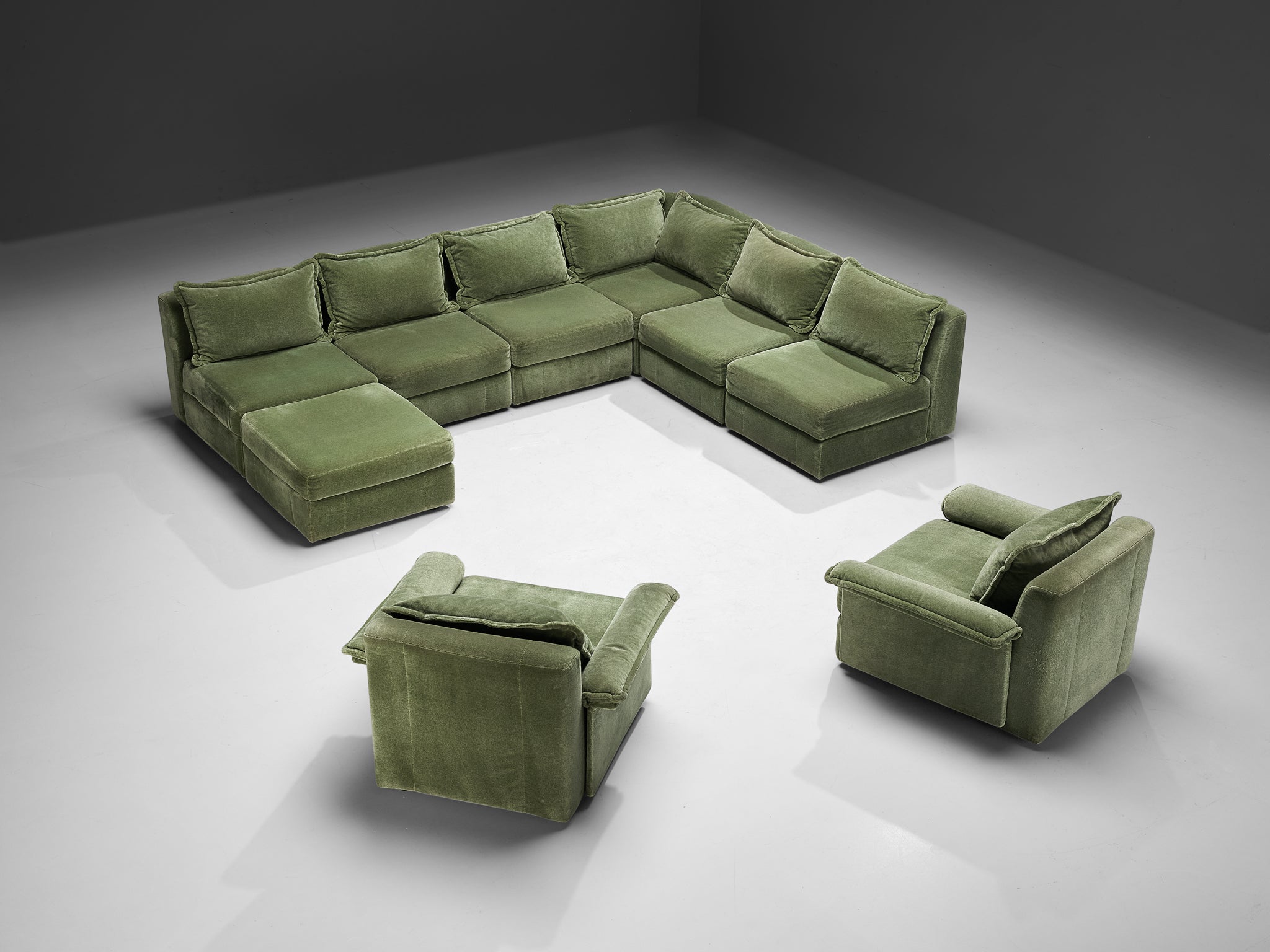 1970s Post-Modern Large Sectional Sofa in Green Velvet