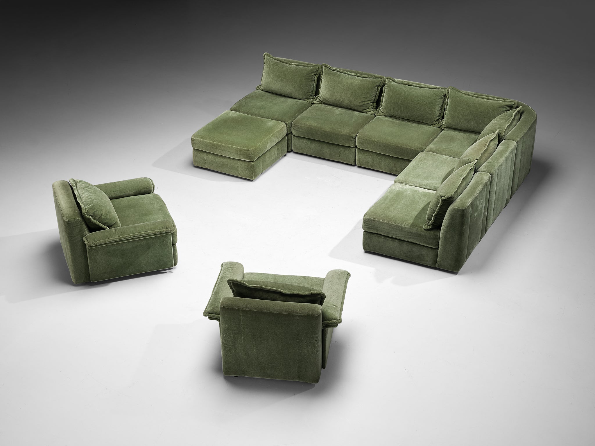 1970s Post-Modern Large Sectional Sofa in Green Velvet