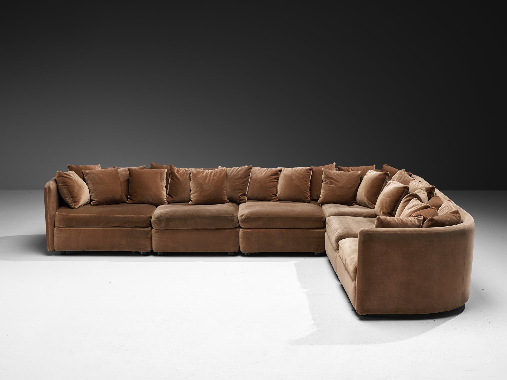 1970s Large Streamlined Sectional Sofa in Brown Velvet