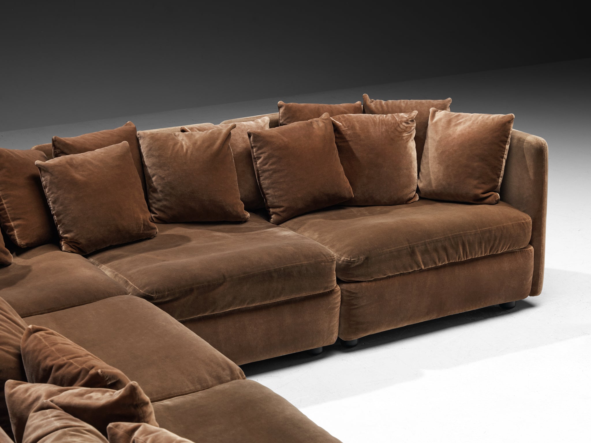 1970s Large Streamlined Sectional Sofa in Brown Velvet