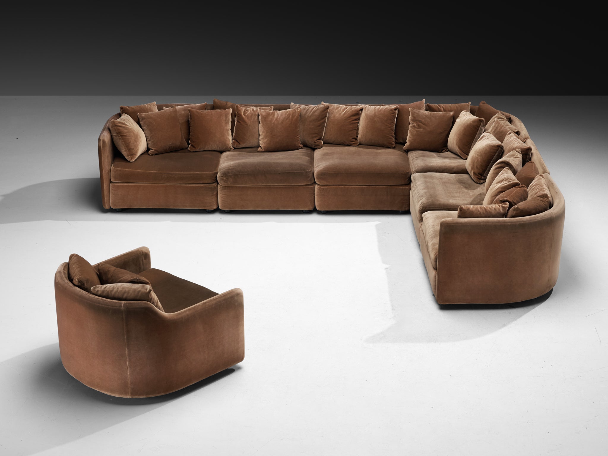 1970s Large Streamlined Sectional Sofa in Brown Velvet