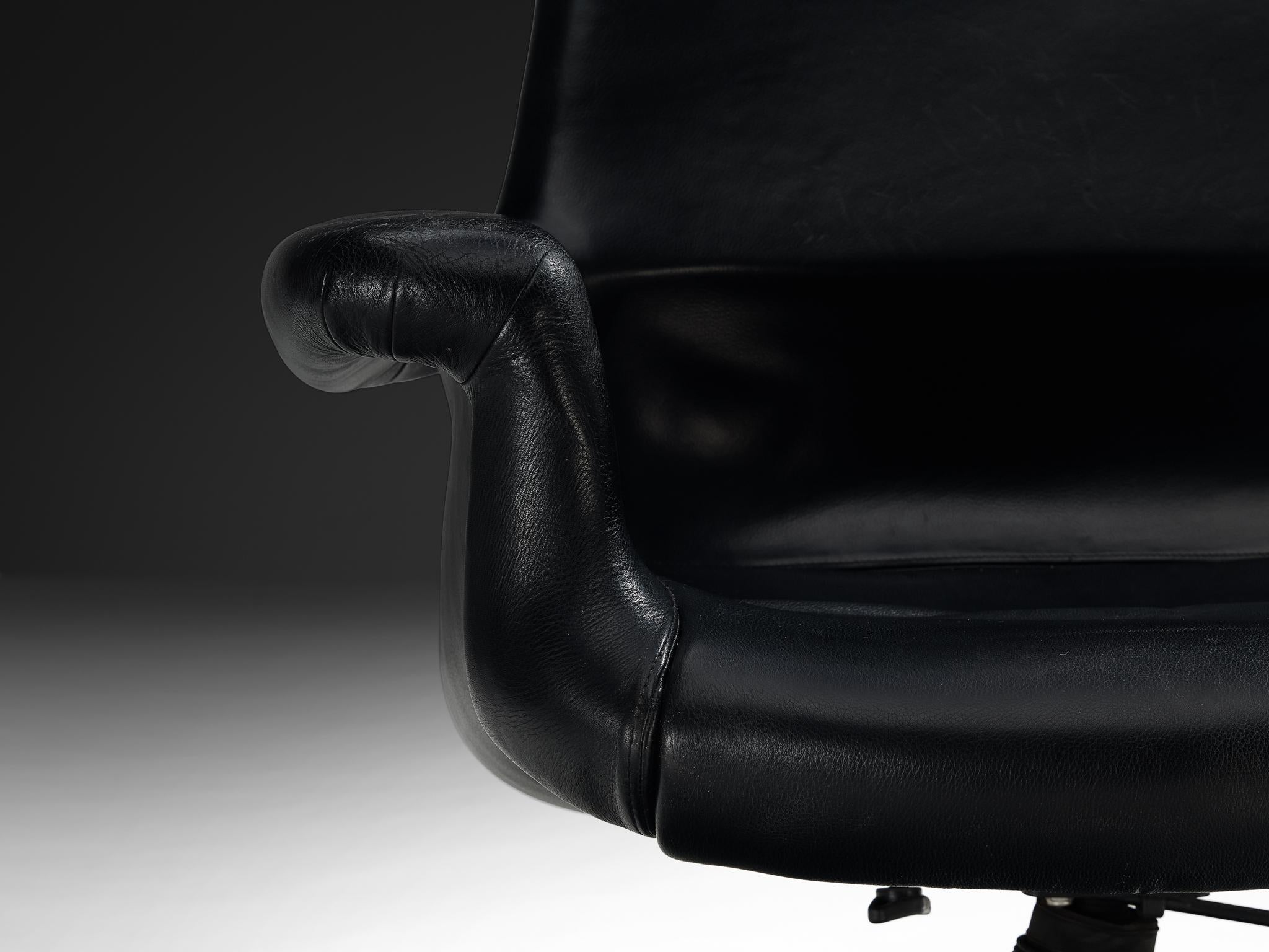 Angelo Mangiarotti for Skipper 'Executive 80' Office Chair in Black Leather