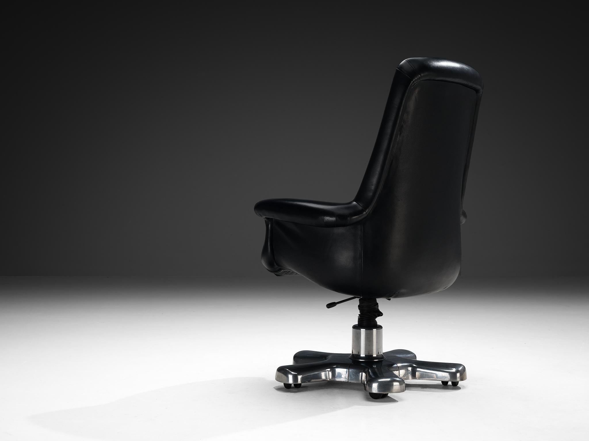 Angelo Mangiarotti for Skipper 'Executive 80' Office Chair in Black Leather