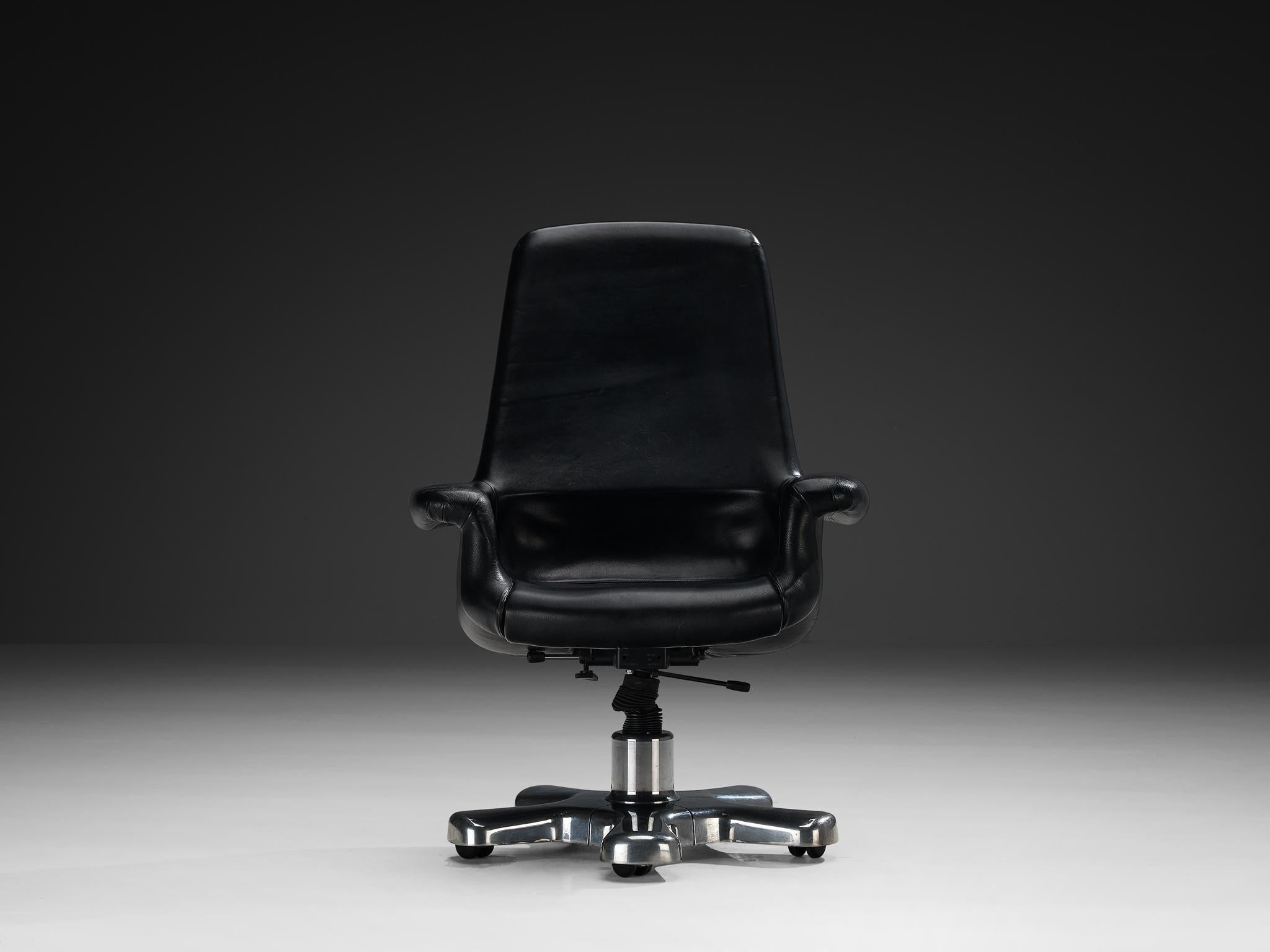 Angelo Mangiarotti for Skipper 'Executive 80' Office Chair in Black Leather