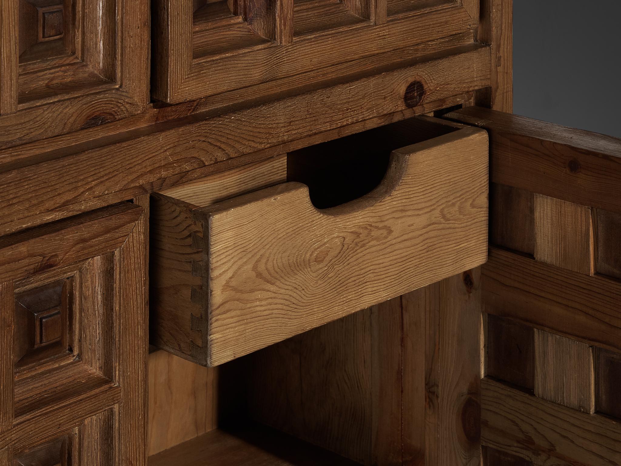 Biosca Brutalist Highboard in Stained Pine