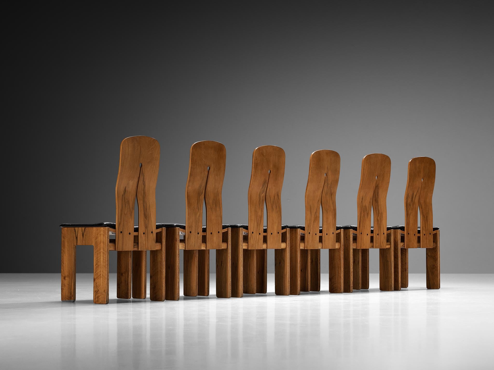 Carlo Scarpa for Bernini Set of Six Dining Chairs in Walnut and Leather