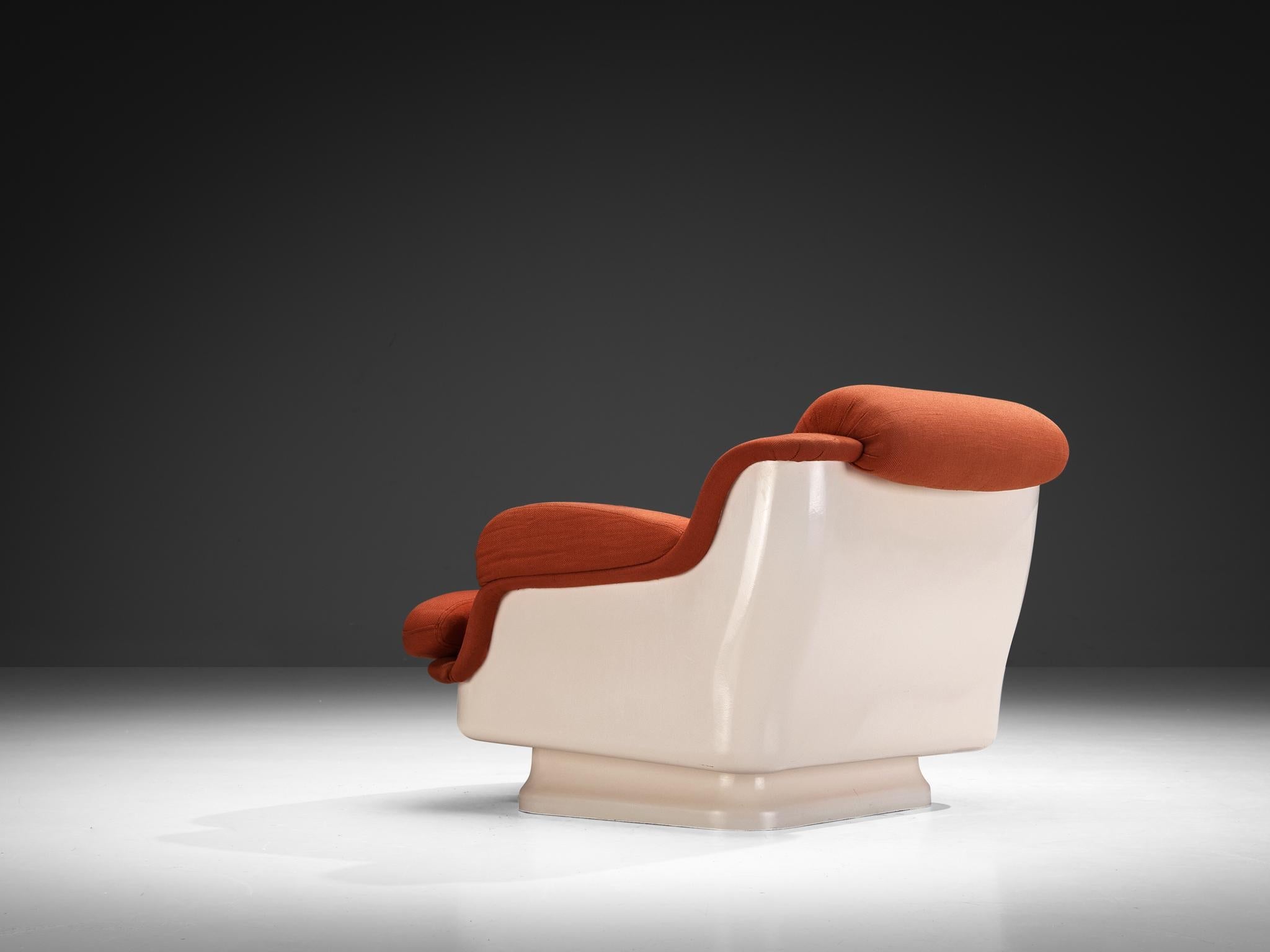 Post-Modern Italian Pair of Lounge Chairs in Fiberglass and Red Upholstery