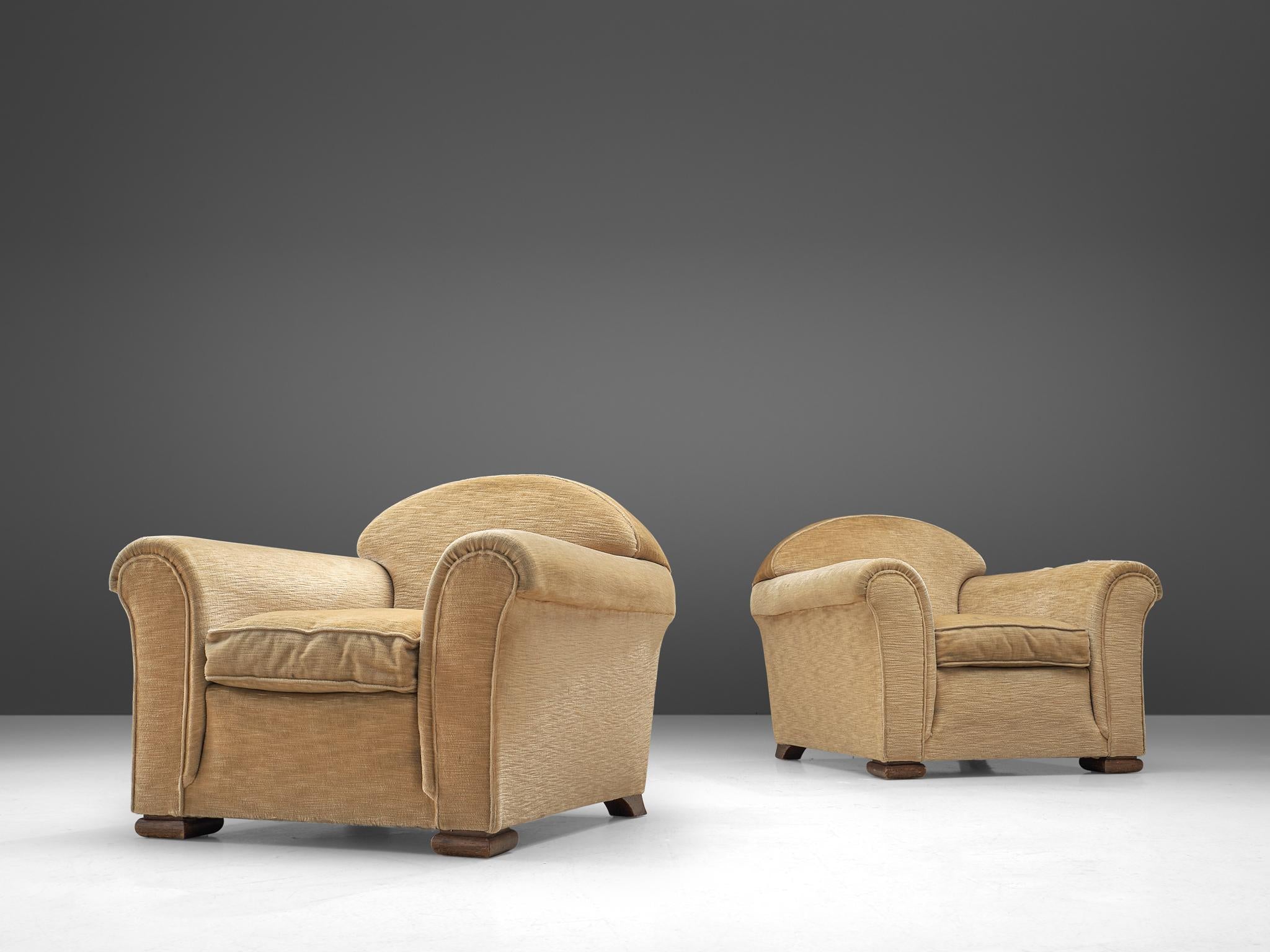 French Pair of Art Deco Lounge Chairs in Beige Upholstery