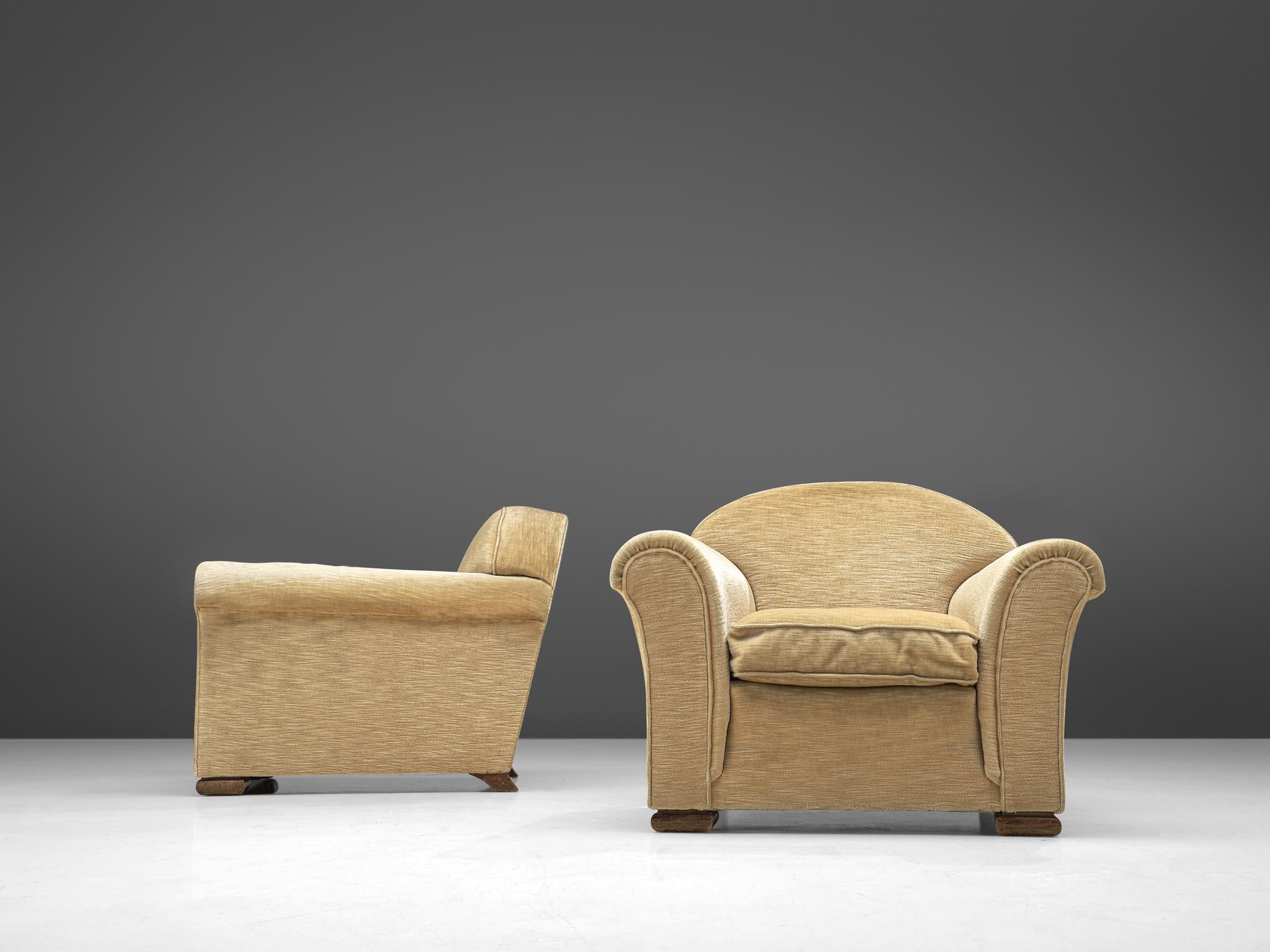 French Pair of Art Deco Lounge Chairs in Beige Upholstery