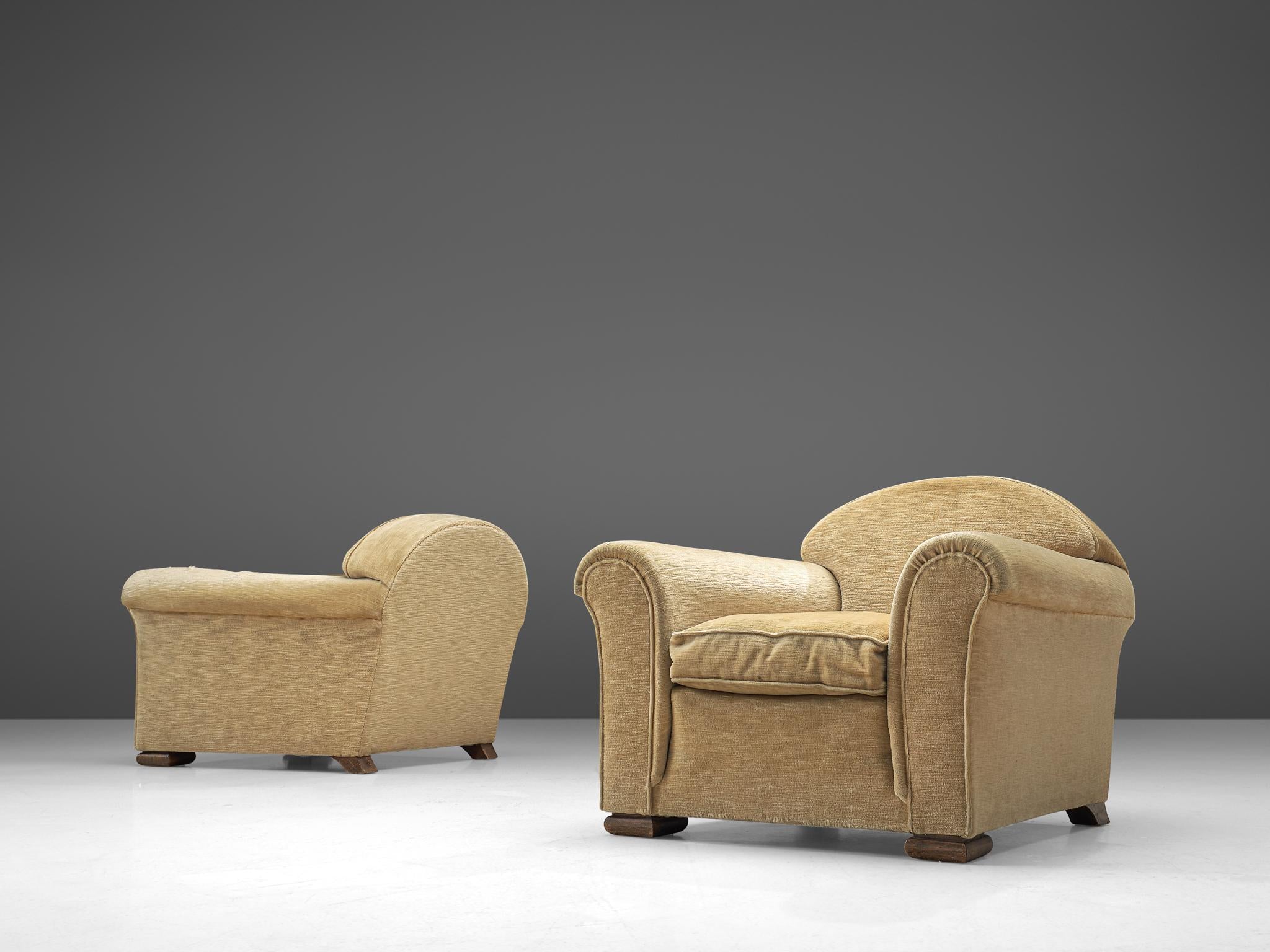 French Pair of Art Deco Lounge Chairs in Beige Upholstery