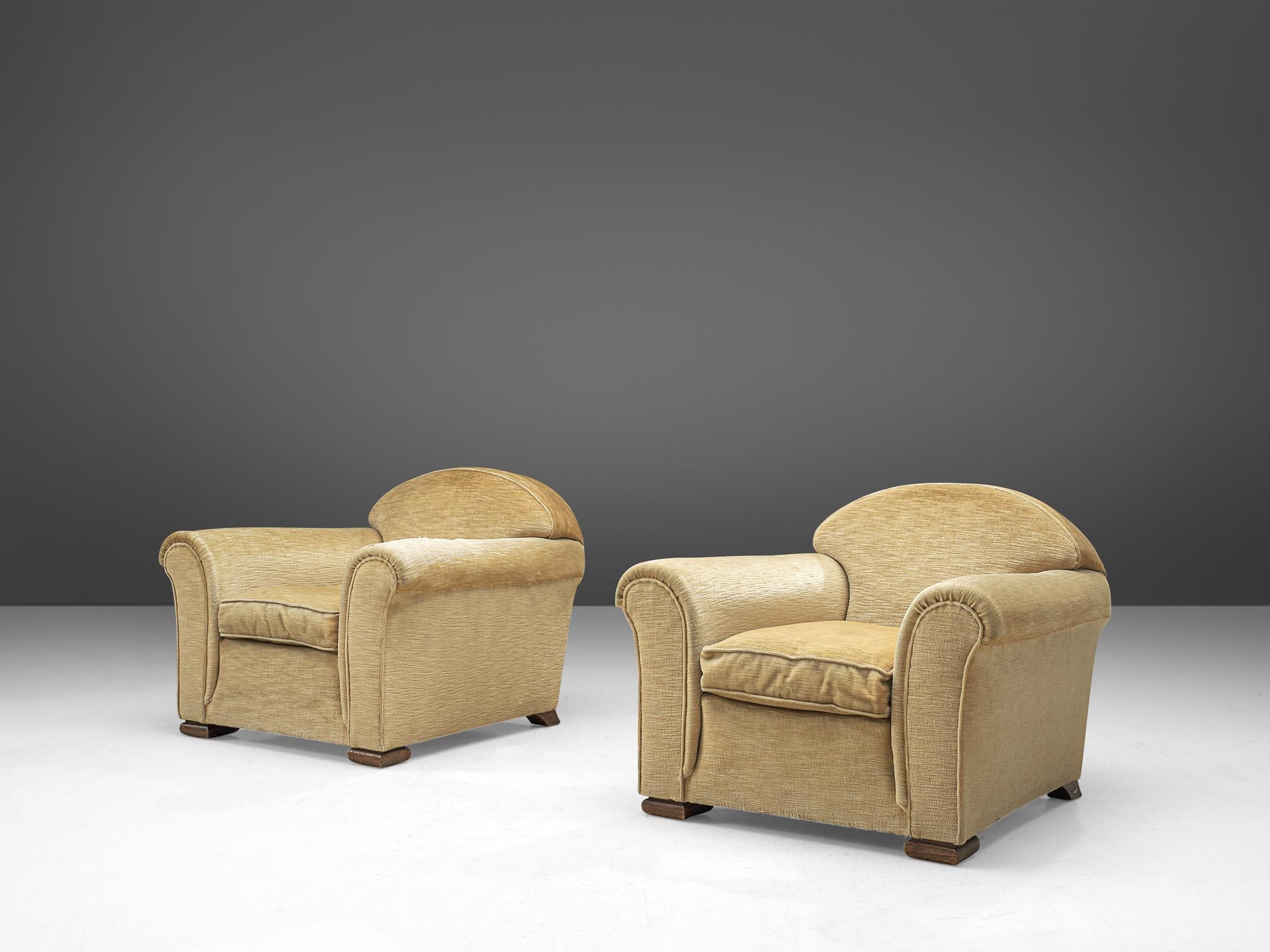 French Pair of Art Deco Lounge Chairs in Beige Upholstery