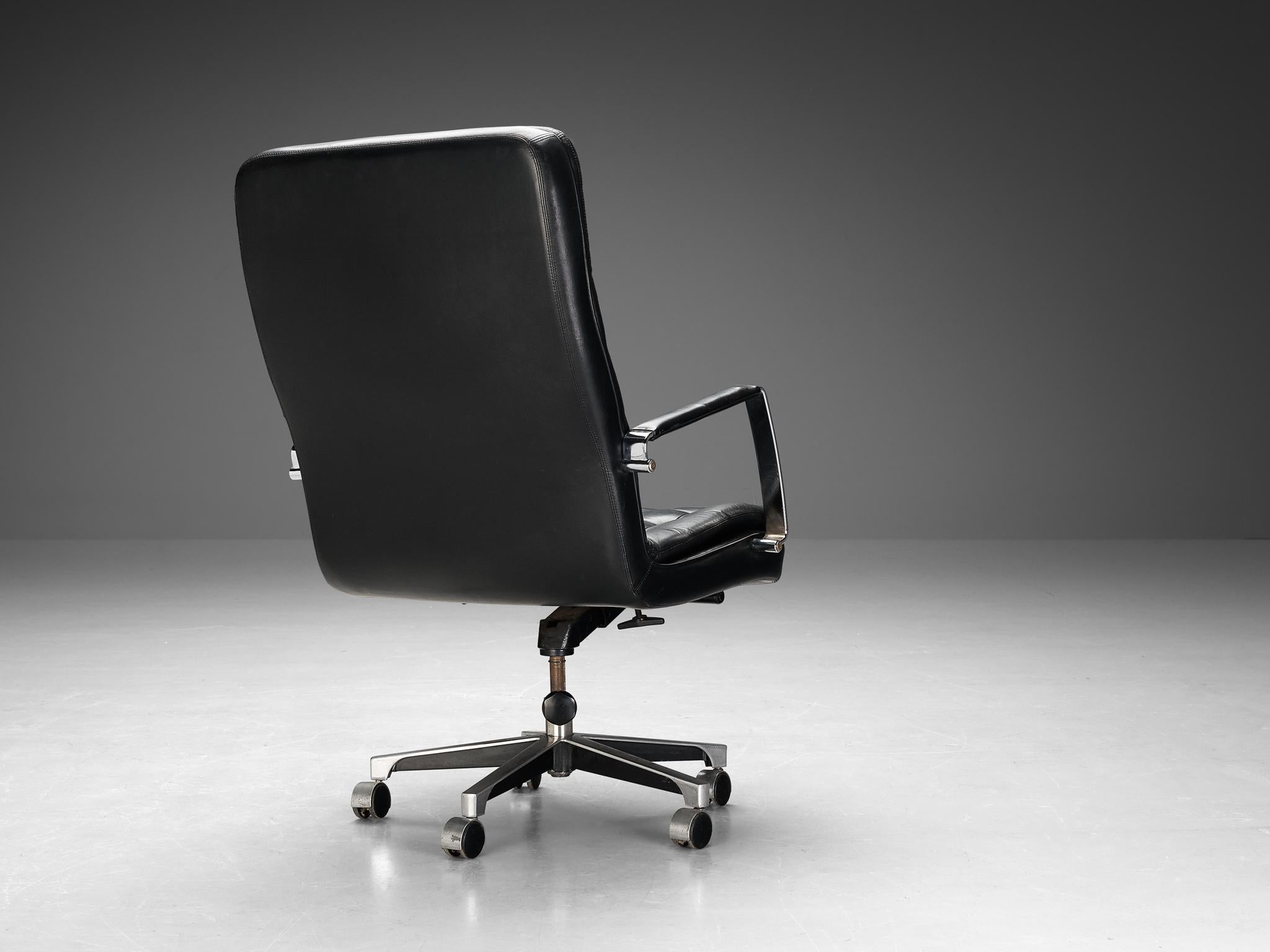 Dux of Sweden Office Chair in Black Leather and Chrome-plated Steel