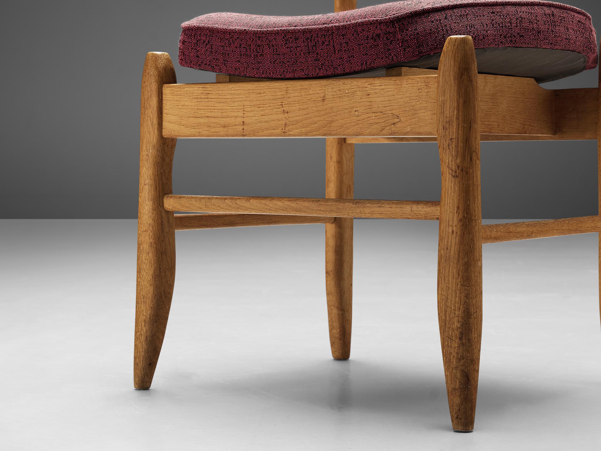 Guillerme & Chambron Pair of 'Fumay' Dining Chairs in Oak