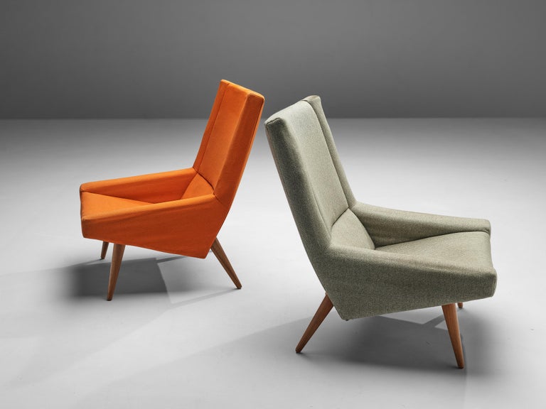 Illum Wikkelsø Pair of Lounge Chairs in Teak and Grey Orange Upholstery