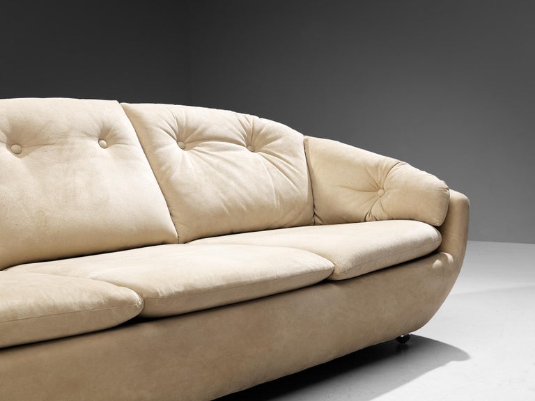 Knoll Antimott Sofa in Off-White Alcantara