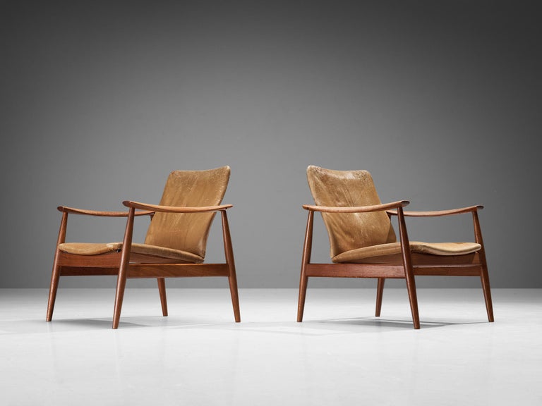 Finn Juhl for France & Søn Pair of Lounge Chairs in Teak and Leather