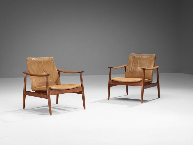 Finn Juhl for France & Søn Pair of Lounge Chairs in Teak and Leather