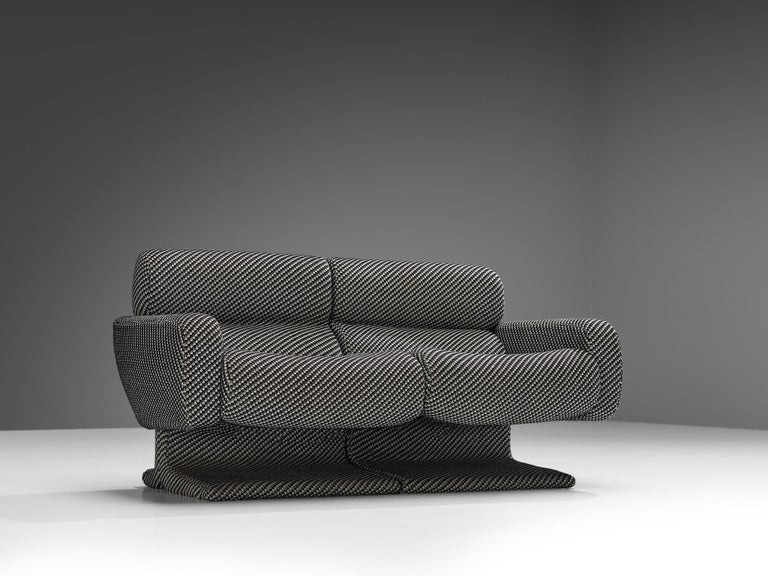 Postmodern Italian Modular Sofa in Checkered Upholstery