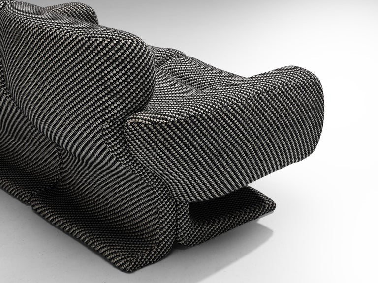 Postmodern Italian Modular Sofa in Checkered Upholstery