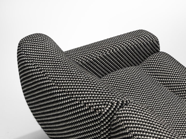 Postmodern Italian Modular Sofa in Checkered Upholstery