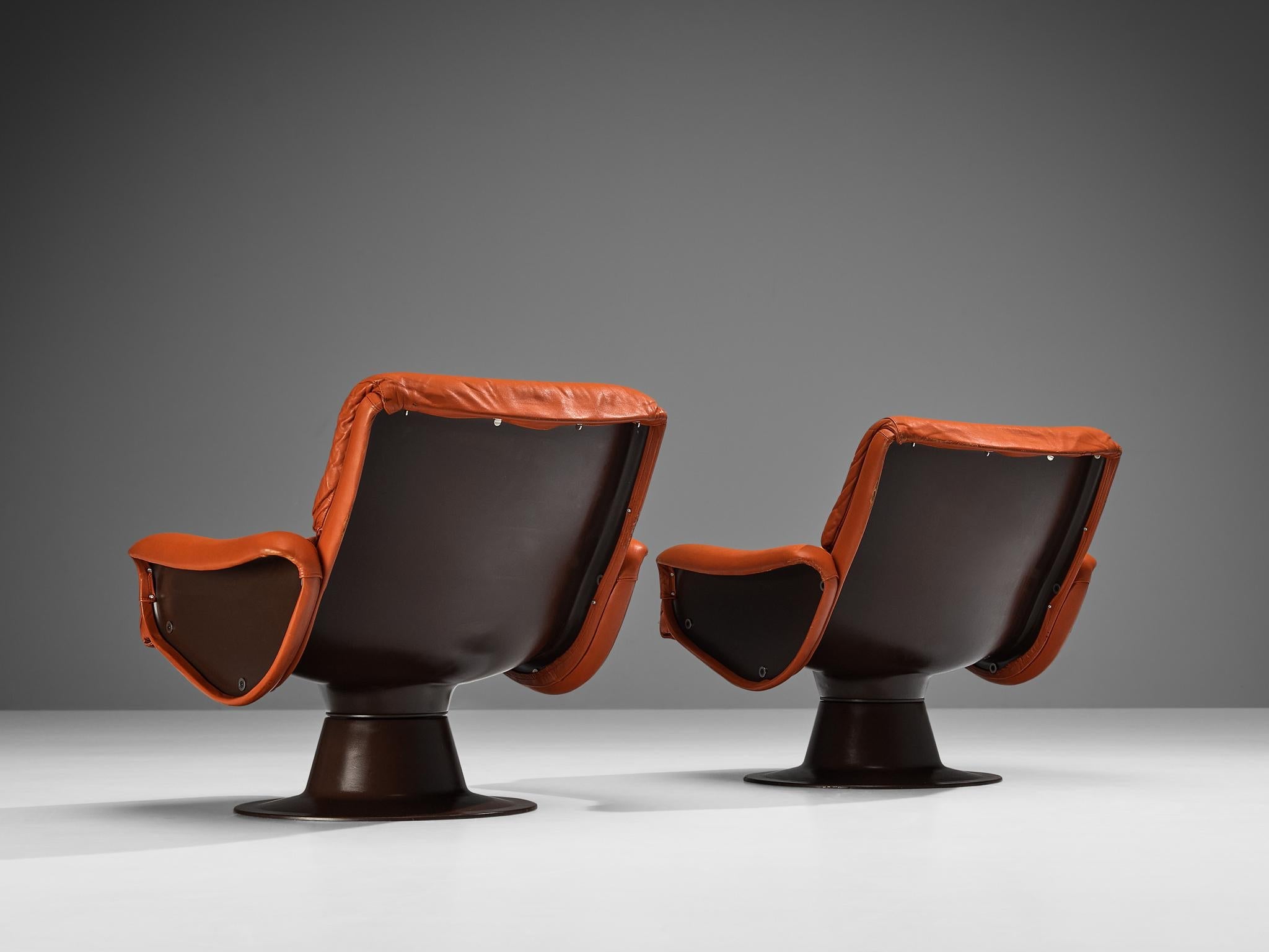 Yrjö Kukkapuro for Haimi Finland Pair of 'Saturnus' Armchairs in Leather